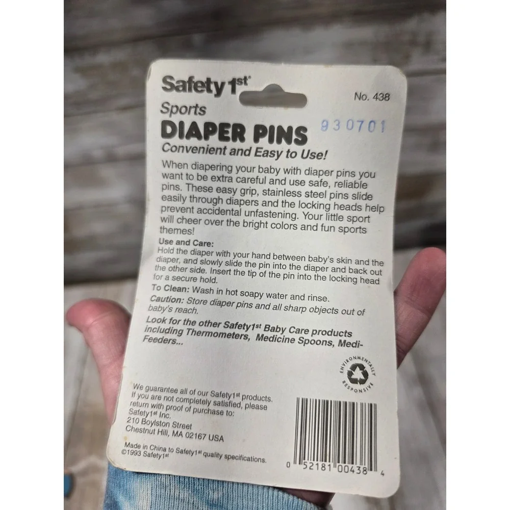 Vintage 1993 Safety 1st Sports Diaper Pins Baseball Football 2 Packs No 438 READ - Picture 5 of 5